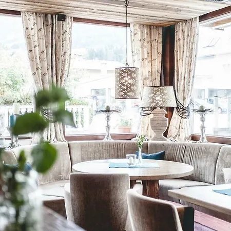 Hotel Schmalzerhof Weer