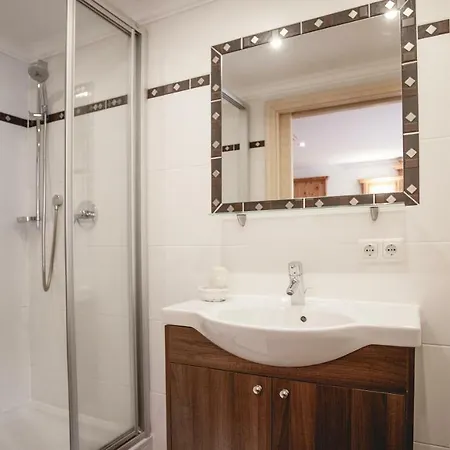 Hotel Schmalzerhof Weer